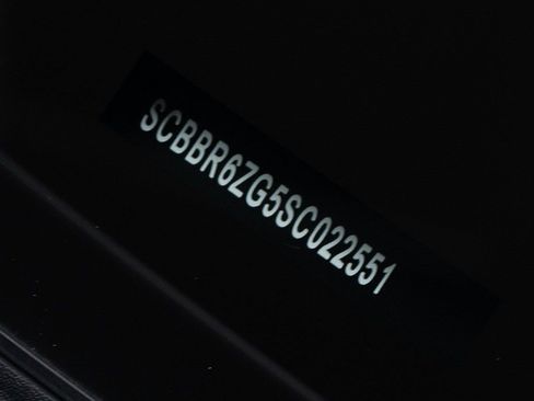 Used 2025 Bentley Flying Spur Plug-In Hybrid image 53