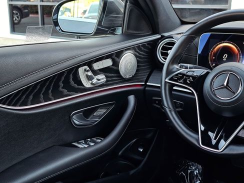 Used 2023 Mercedes-Benz E 450 4MATIC Sedan w/ Premium Package image 26