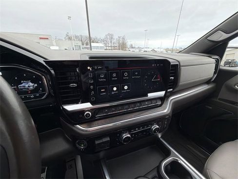 Used 2022 GMC Sierra 1500 SLT w/ SLT Premium Plus Package image 47