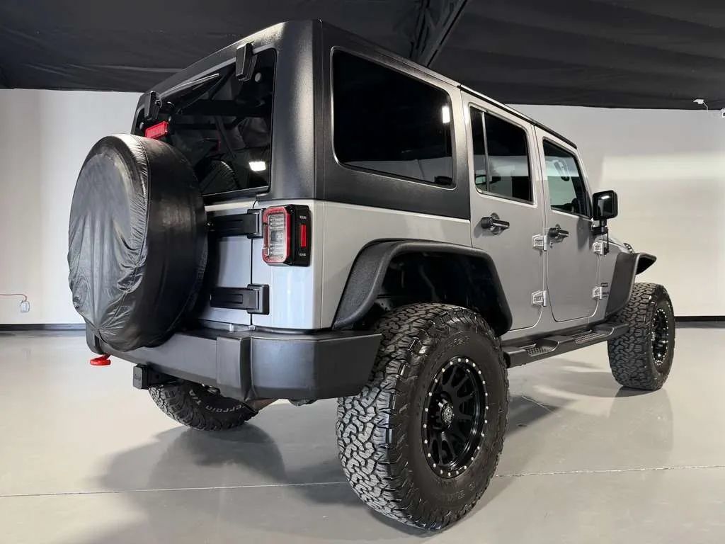 Used 2013 Jeep Wrangler Unlimited Sport AWD/4WD image 4