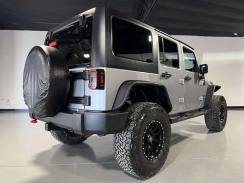 Used 2013 Jeep Wrangler Unlimited Sport AWD/4WD image 4