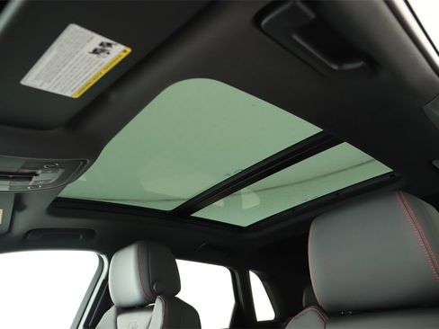 New 2025 Audi Q3 2.0T Premium Plus image 25