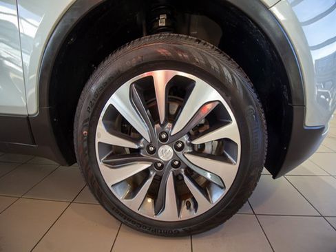 Used 2022 Buick Encore Preferred w/ Safety Package image 27