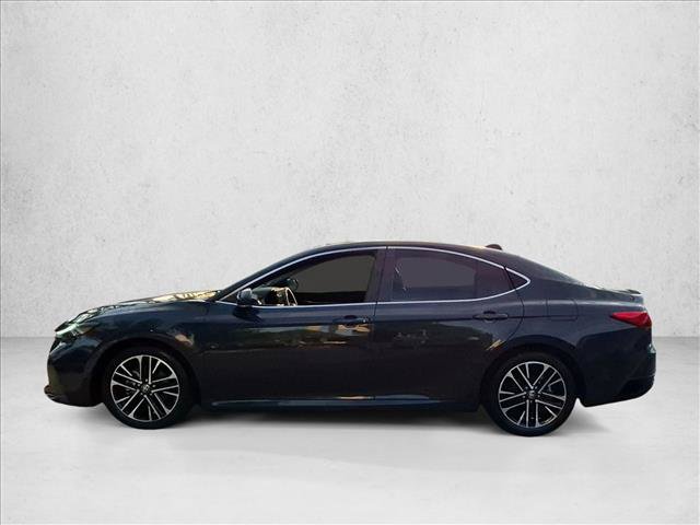 Used 2025 Toyota Camry XLE w/ Premium Plus Package FWD image 9