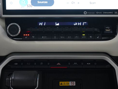 Used 2022 Toyota Tundra Capstone image 19