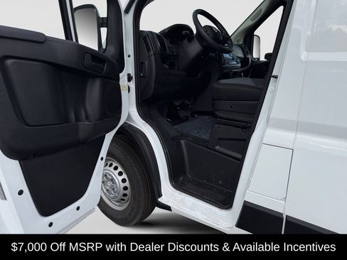 New 2026 RAM ProMaster 2500 w/ Convenience Group FWD image 31
