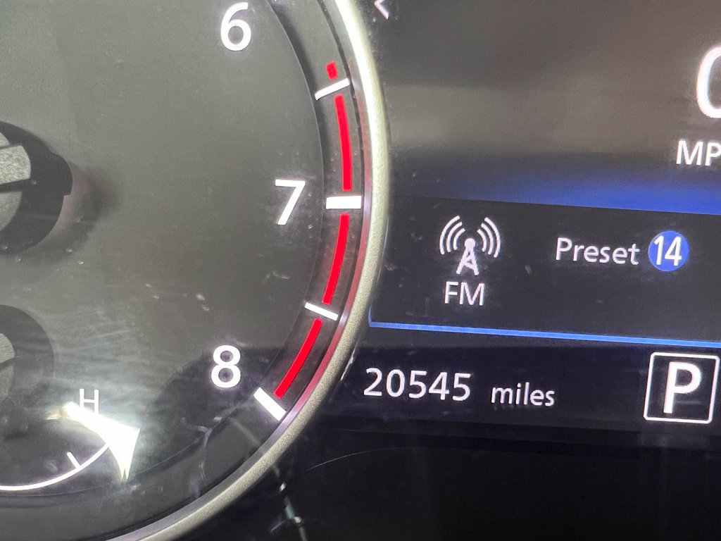 Certified 2024 Nissan Sentra SR FWD image 33