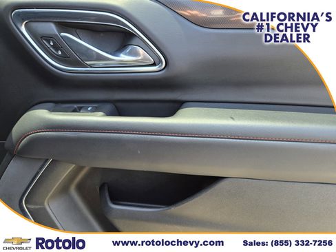 Used 2023 Chevrolet Suburban RST w/ Luxury Package AWD/4WD image 12