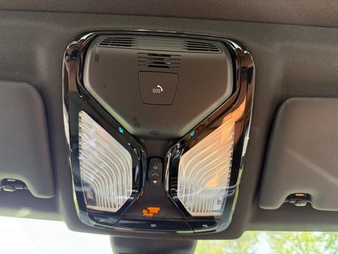 Used 2023 BMW 330e xDrive 330e xDrive w/ Premium Package image 37