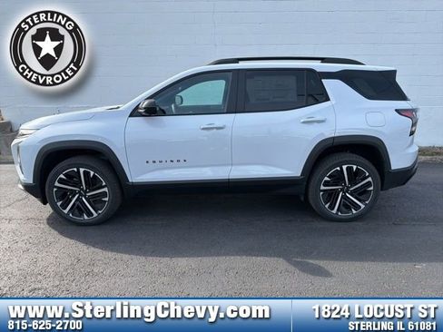 New 2026 Chevrolet Equinox RS w/ Convenience Package III AWD/4WD image 2