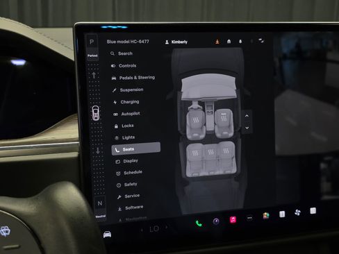 Used 2022 Tesla Model X image 52