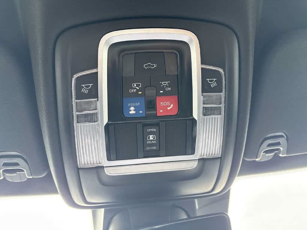 Used 2022 RAM 1500 Limited w/ Trailer Tow Group AWD/4WD image 27