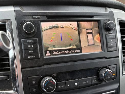 Used 2019 Nissan Titan PRO-4X w/ Pro-4x Convenience Package image 9