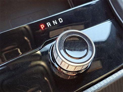 Used 2024 Jeep Grand Cherokee Altitude image 24