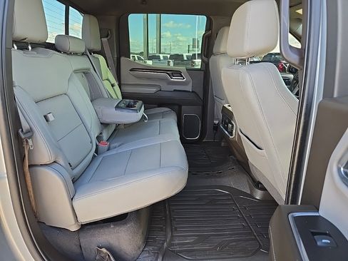 Used 2023 GMC Sierra 1500 SLT w/ SLT Premium Package image 21