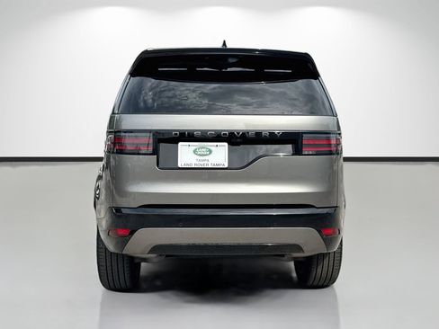 Used 2025 Land Rover Discovery Dynamic SE AWD/4WD image 4