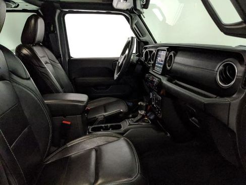 Used 2023 Jeep Wrangler Unlimited Sahara w/ Cold Weather Group image 28