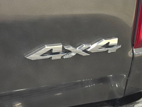 Used 2020 RAM 1500 Big Horn AWD/4WD image 48