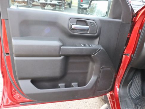 Used 2021 Chevrolet Silverado 1500 Custom Trail Boss w/ LPO, Dark Essentials Package image 21