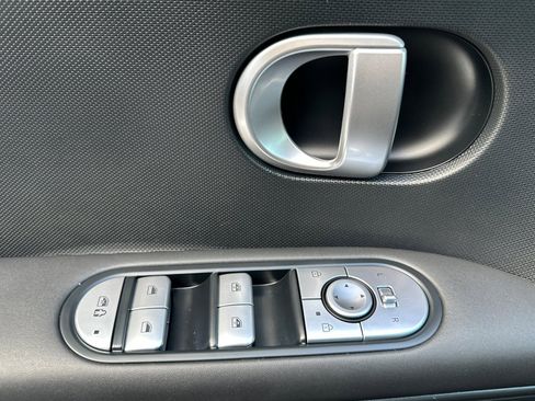 Used 2024 Hyundai Ioniq 5 SEL image 11