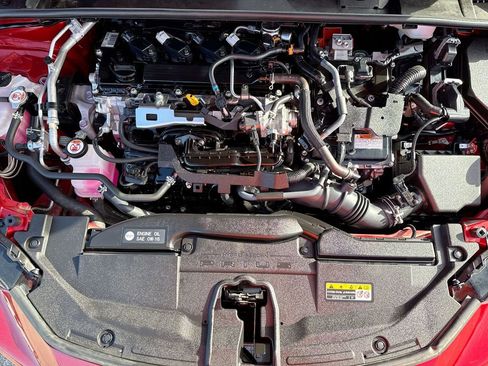 Certified 2024 Toyota Prius LE FWD image 17