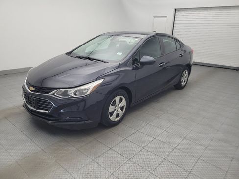 Used 2016 Chevrolet Cruze LS FWD image 2