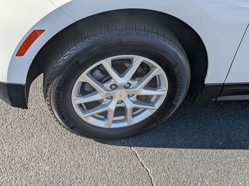 Certified 2024 Chevrolet Equinox LT image 12