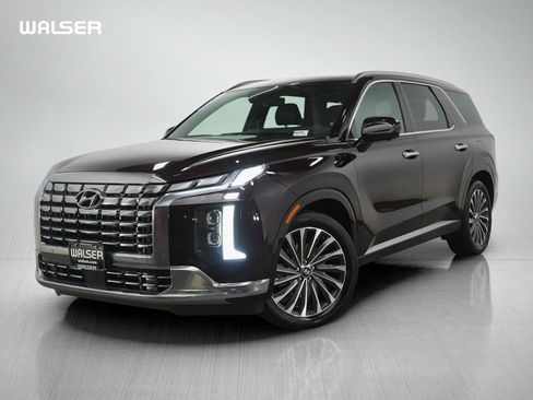 Used 2024 Hyundai Palisade Calligraphy image 1