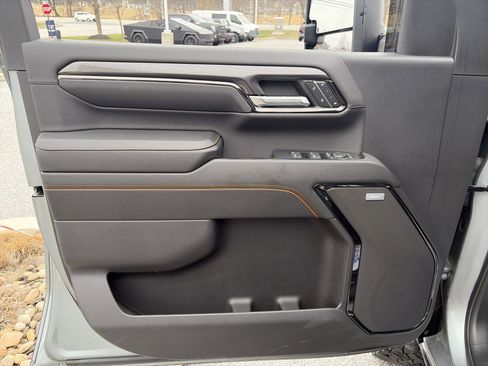 Used 2024 GMC Sierra 2500 AT4 w/ AT4 Premium Plus Package image 20