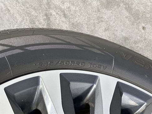 Used 2025 Hyundai Palisade Calligraphy AWD/4WD image 32