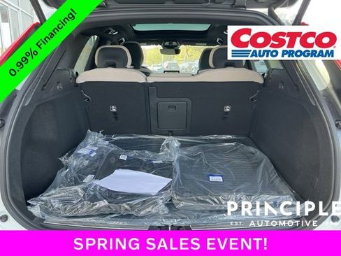 New 2026 Volvo XC60 B5 Plus w/ Protection Package Premier AWD/4WD image 13