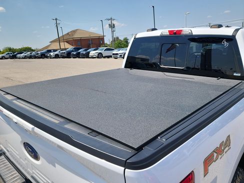 Used 2022 Ford F150 Lariat image 16