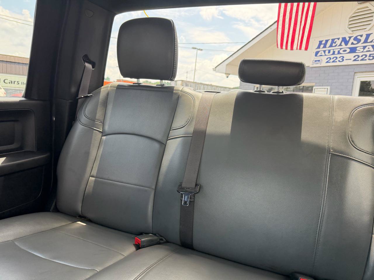 Used 2022 RAM 2500 Tradesman w/ Chrome Appearance Group RWD image 18