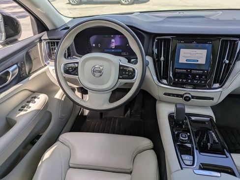 Certified 2024 Volvo S60 T8 Ultimate AWD/4WD image 21