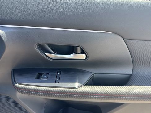 New 2026 Nissan Kicks SR FWD image 17