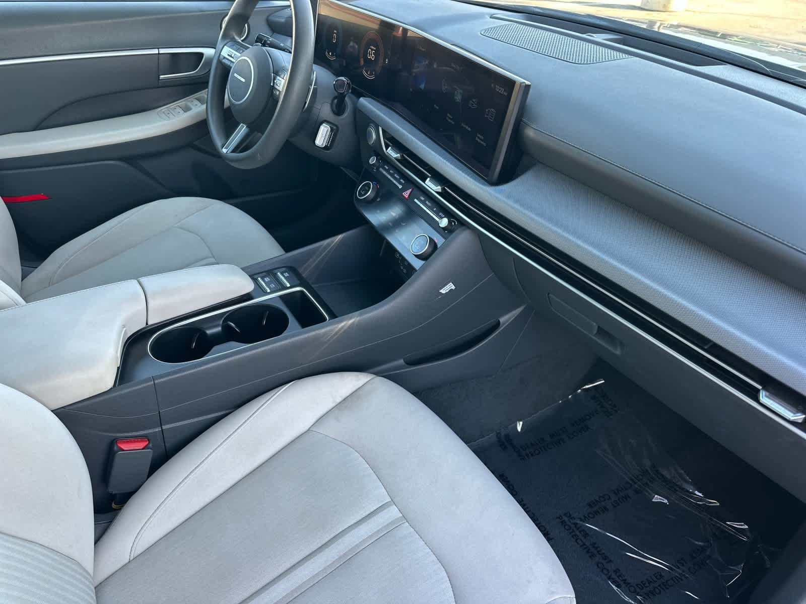 Used 2025 Hyundai Sonata SEL FWD image 16
