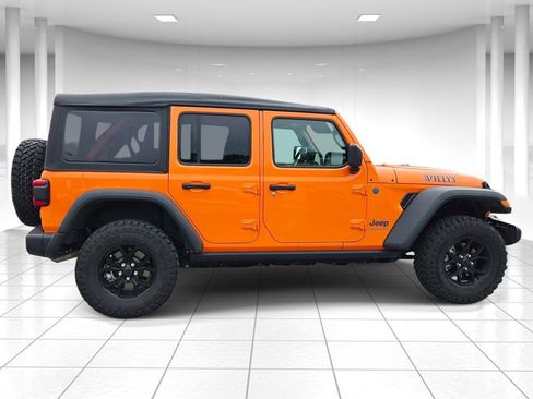 Used 2025 Jeep Wrangler Unlimited Sport S 4xe AWD/4WD image 2