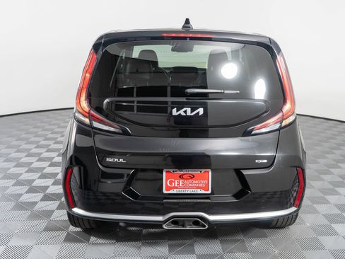 Used 2023 Kia Soul GT-Line FWD image 5
