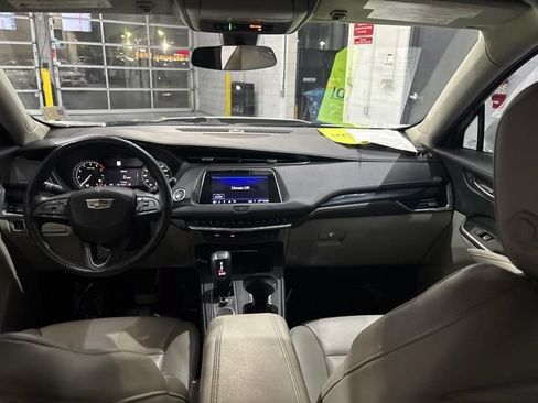 Used 2019 Cadillac XT4 Premium Luxury AWD/4WD image 36