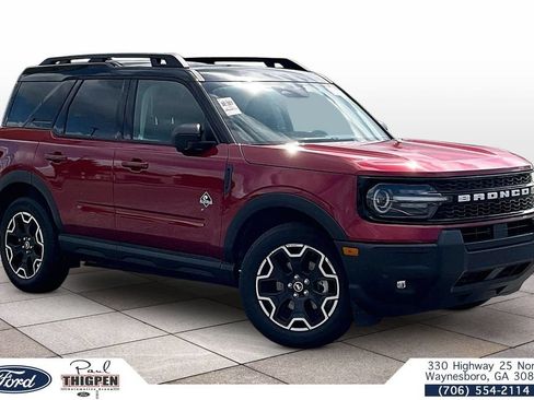 Certified 2025 Ford Bronco Sport Outer Banks w/ Outer Banks Tech Package+ AWD/4WD image 1