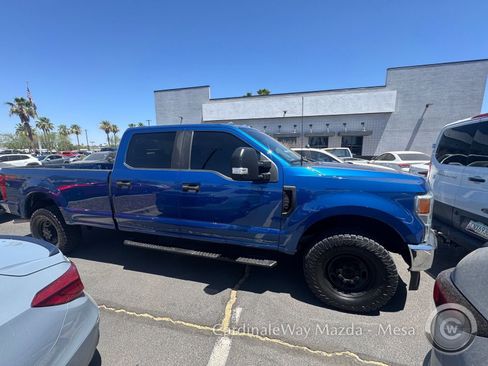 Used 2022 Ford F250 XL w/ Power Equipment Group AWD/4WD image 3
