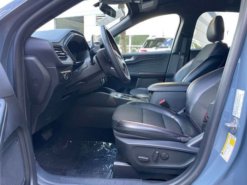 Used 2025 Ford Escape ST-Line Select AWD/4WD image 19
