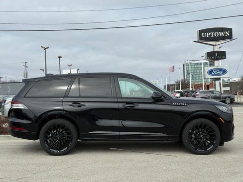 New 2026 Lincoln Aviator Reserve w/ Jet Appearance Package image 2