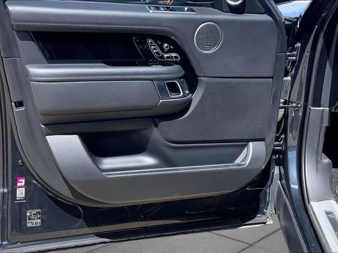 Used 2018 Land Rover Range Rover SV Autobiography Dynamic AWD/4WD image 22