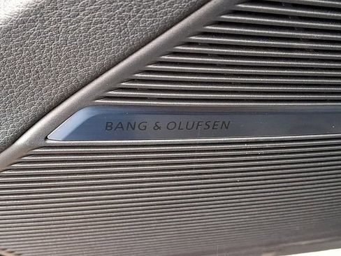 Used 2020 Audi Q8 Premium Plus w/ Premium Plus Package image 27