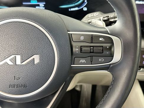 Used 2023 Kia Sportage EX AWD/4WD image 23