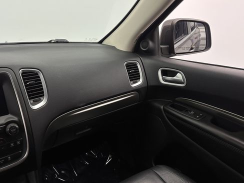 Used 2020 Dodge Durango SXT image 27