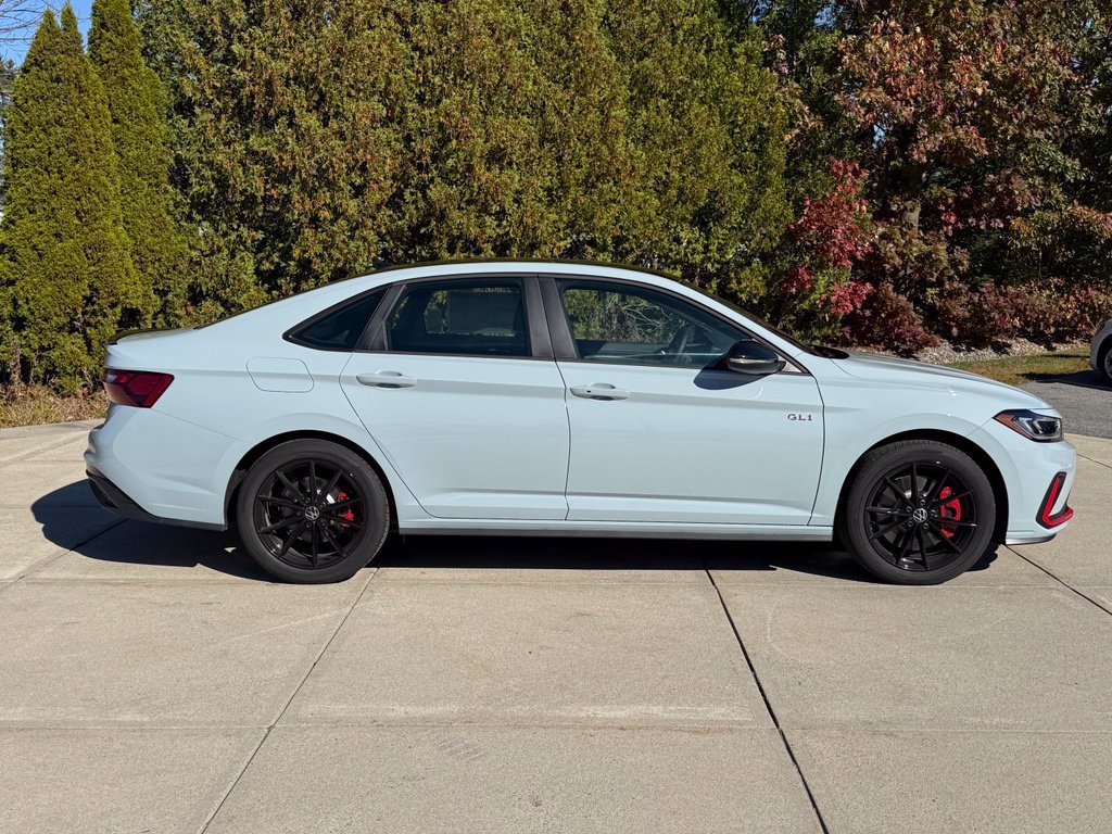 New 2026 Volkswagen Jetta GLI Autobahn FWD image 7