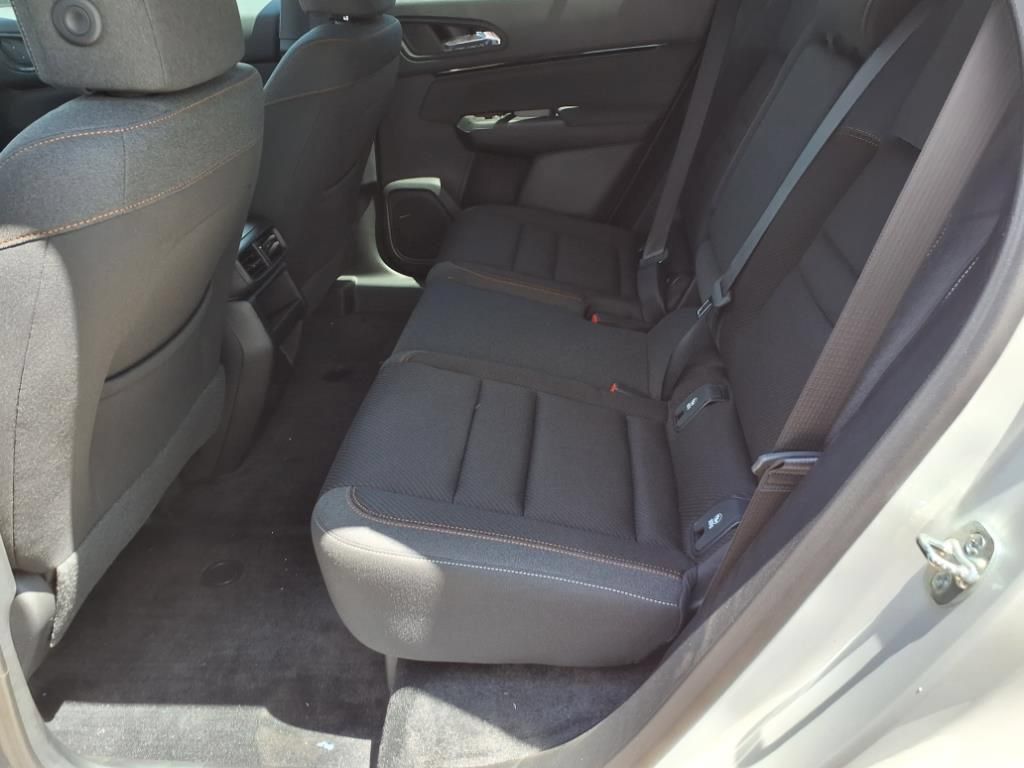 Used 2025 Honda Prologue EX image 8