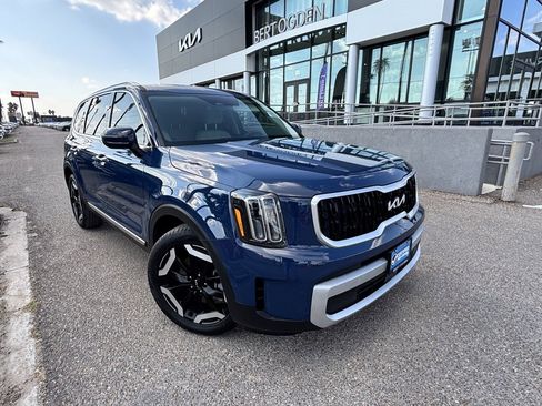 Used 2024 Kia Telluride EX image 1